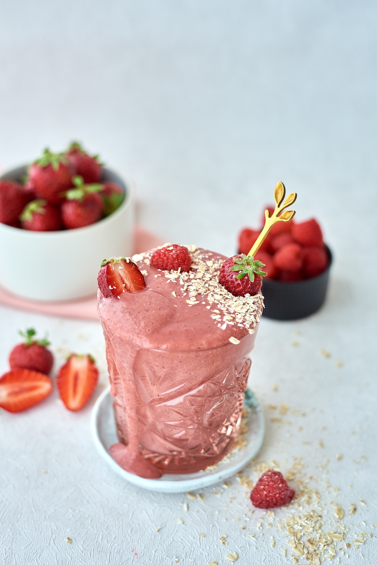Strawberry fibre smoothie - Paula Särekanno