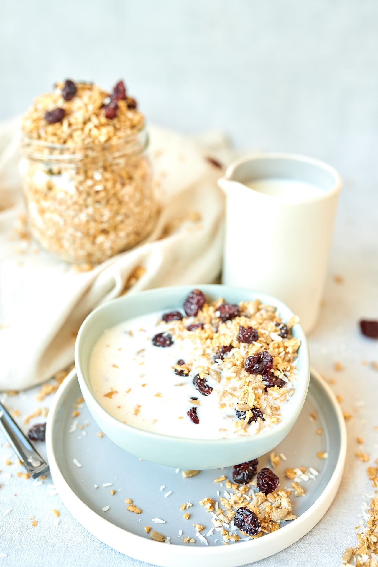 Spelt flake coconut-cranberry muesli - Paula Särekanno