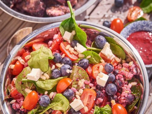 Kruubisalat mustikate ja fetaga