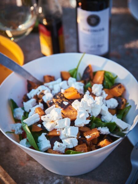 Grillsalat kitsejuustu ja kõrvitsaga