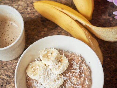 Rukkihelbepuder kookose ja banaaniga
